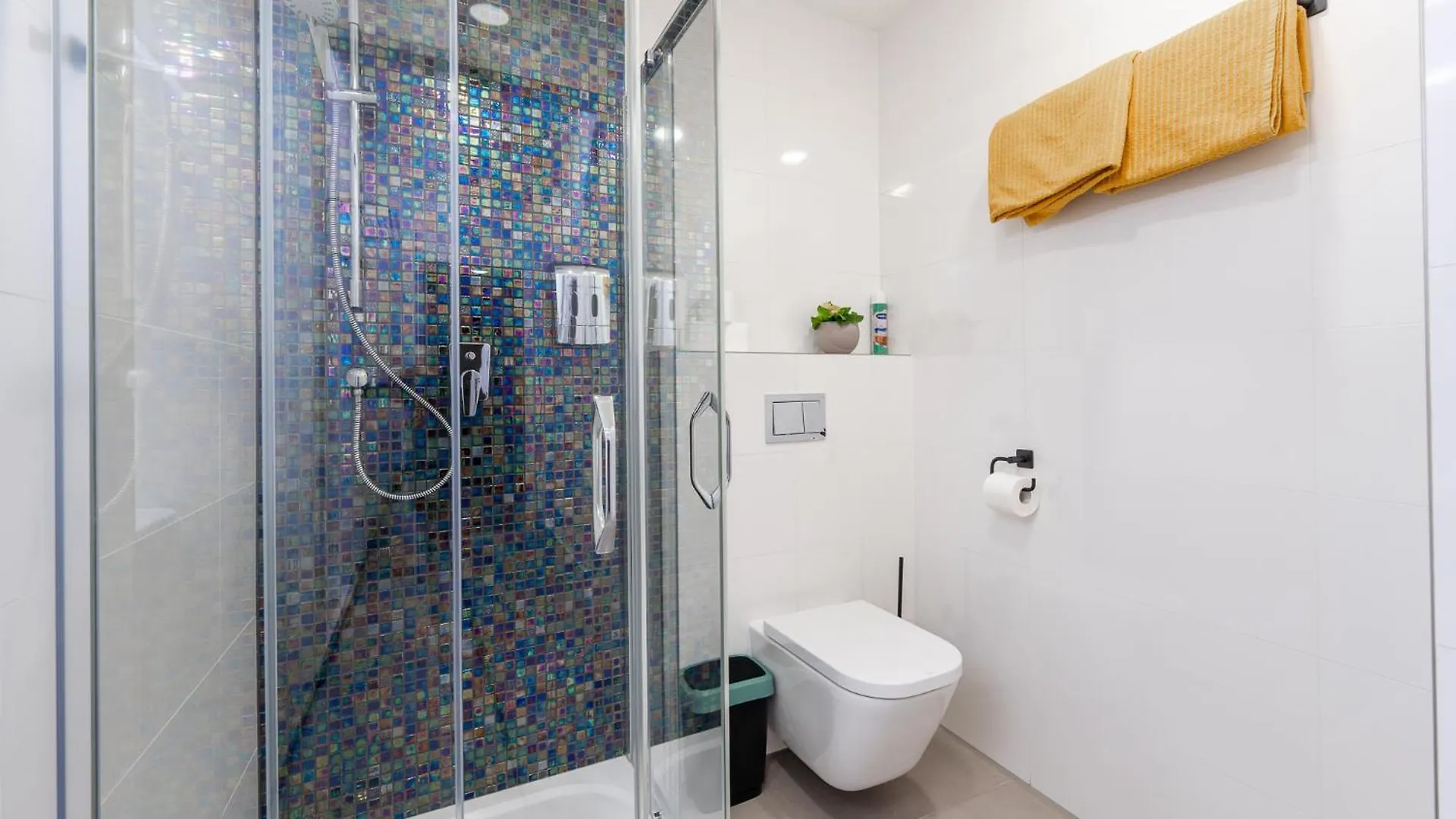 Charming Apartment In Spain St Prága